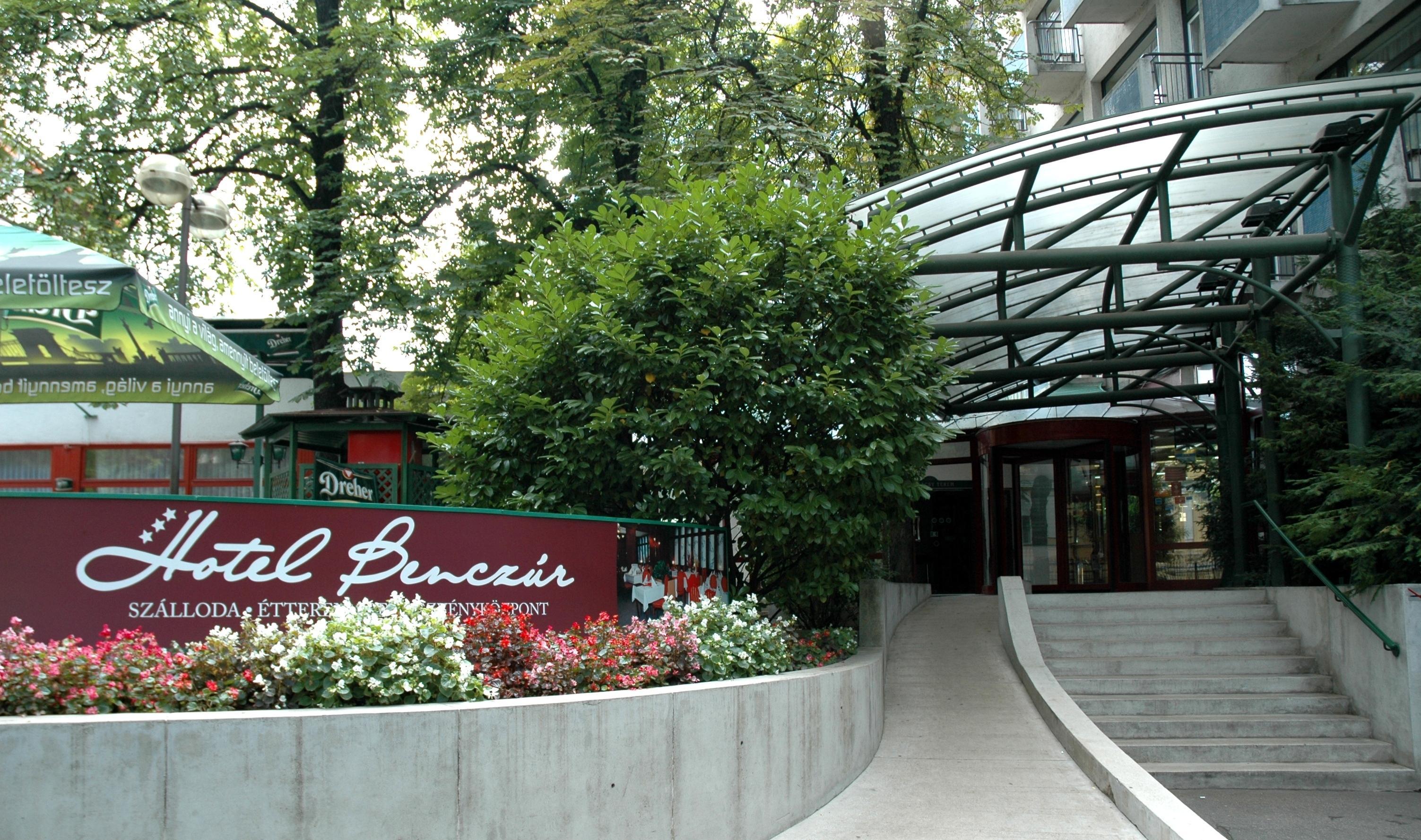 Hotel Benczur 3*
